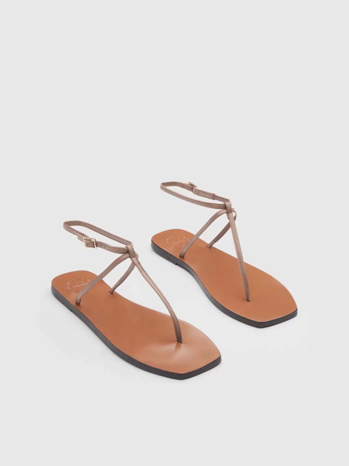 ATP Atelier Alassio Nappa Platta Sandaler Hasselnot Clearance