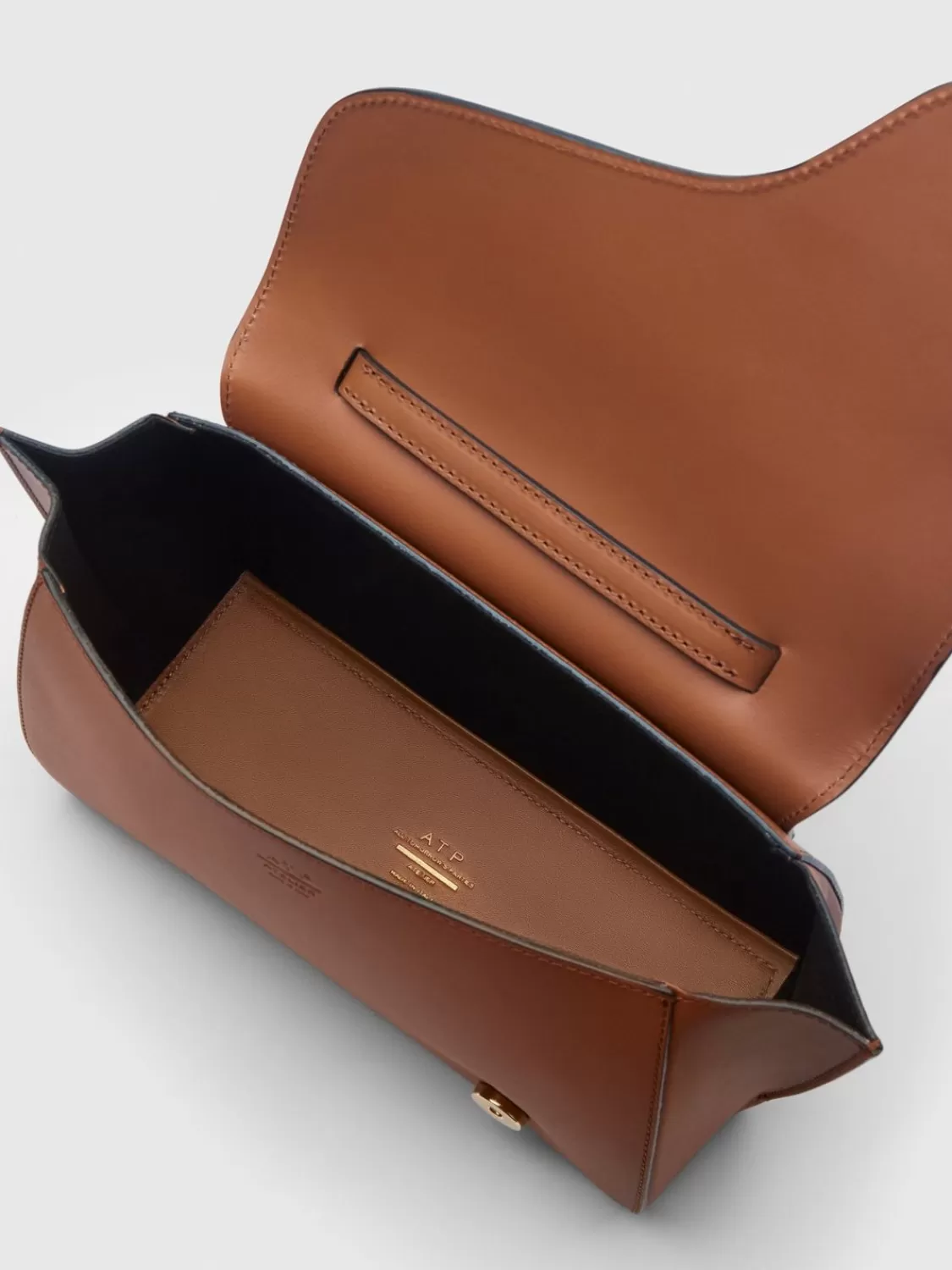 ATP Atelier Arezzo Laderhandvaska Brandy Online